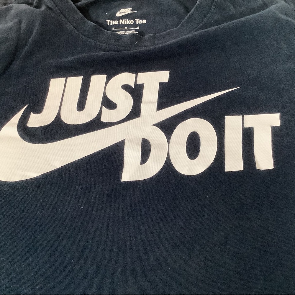 💜 Men’s Nike shirt